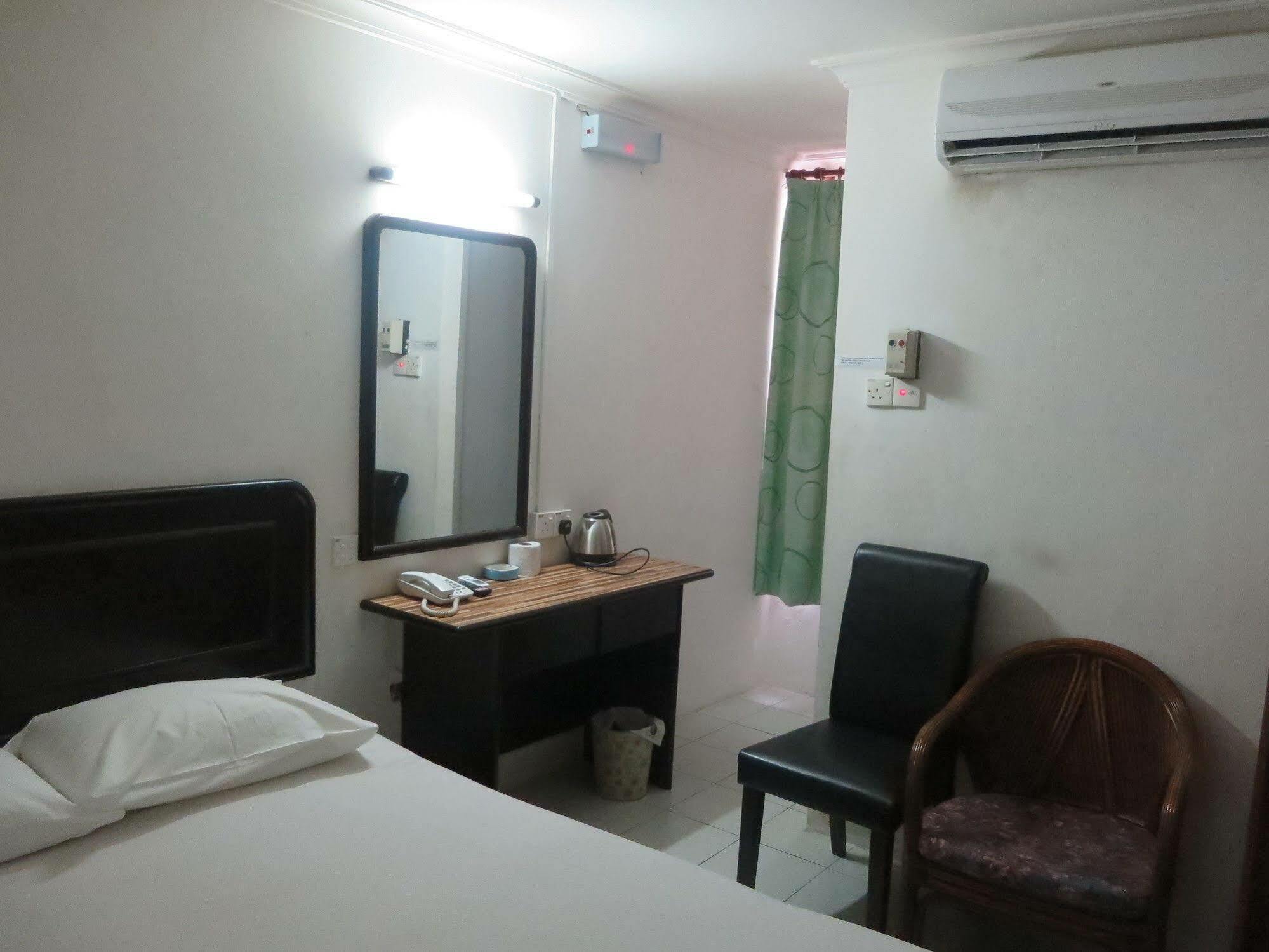 Wah May Hotel Kota Kinabalu Ngoại thất bức ảnh